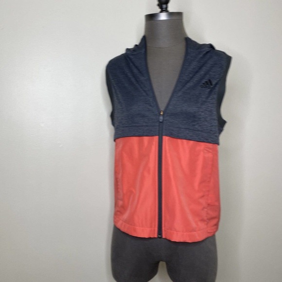 Adidas Womens Black Climaproof Wind Vest Zip Up Golf Running Hiking Small - Picture 2 of 9